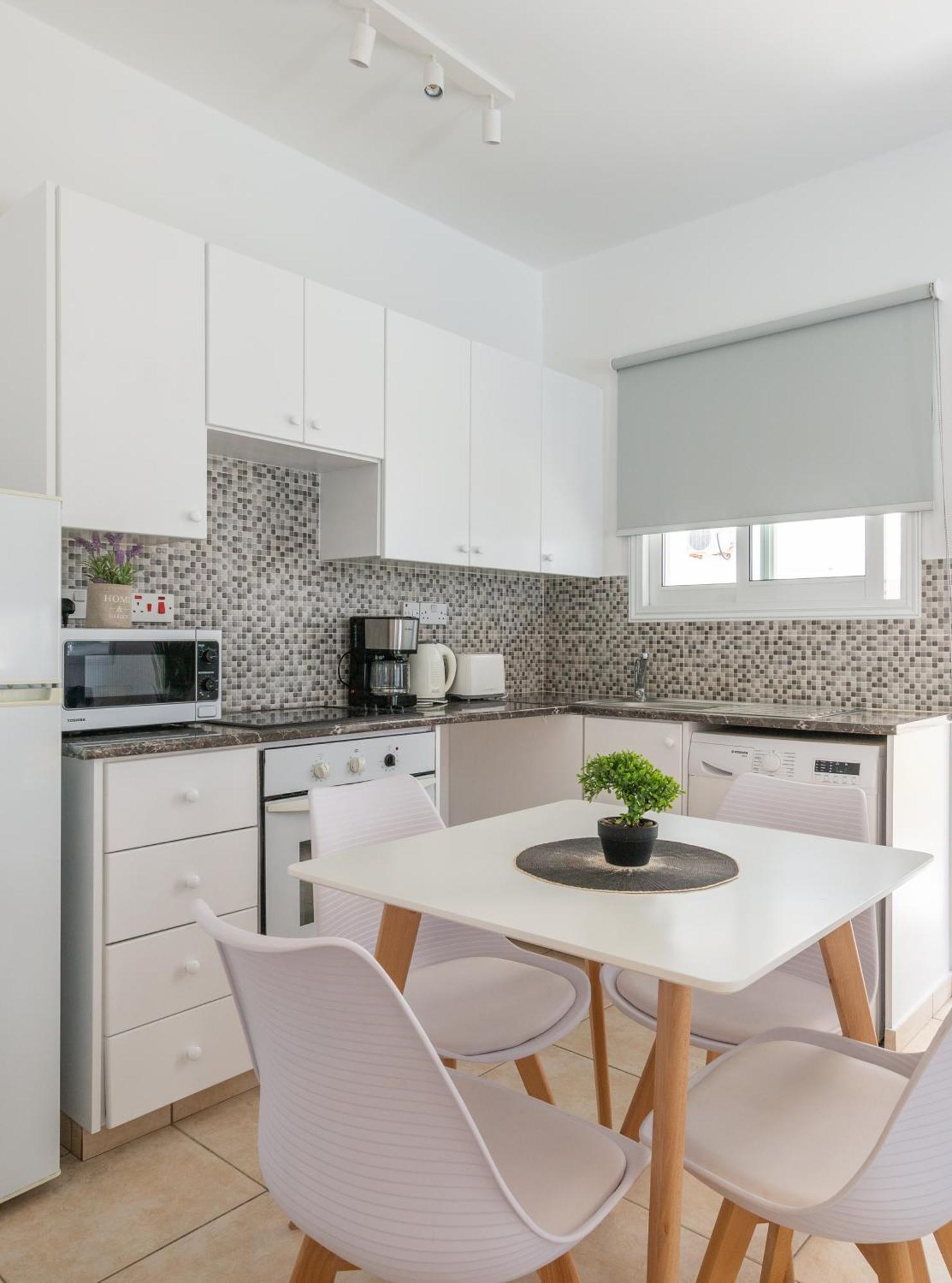 Beautiful One Bed Apartment In Paphos Luaran gambar