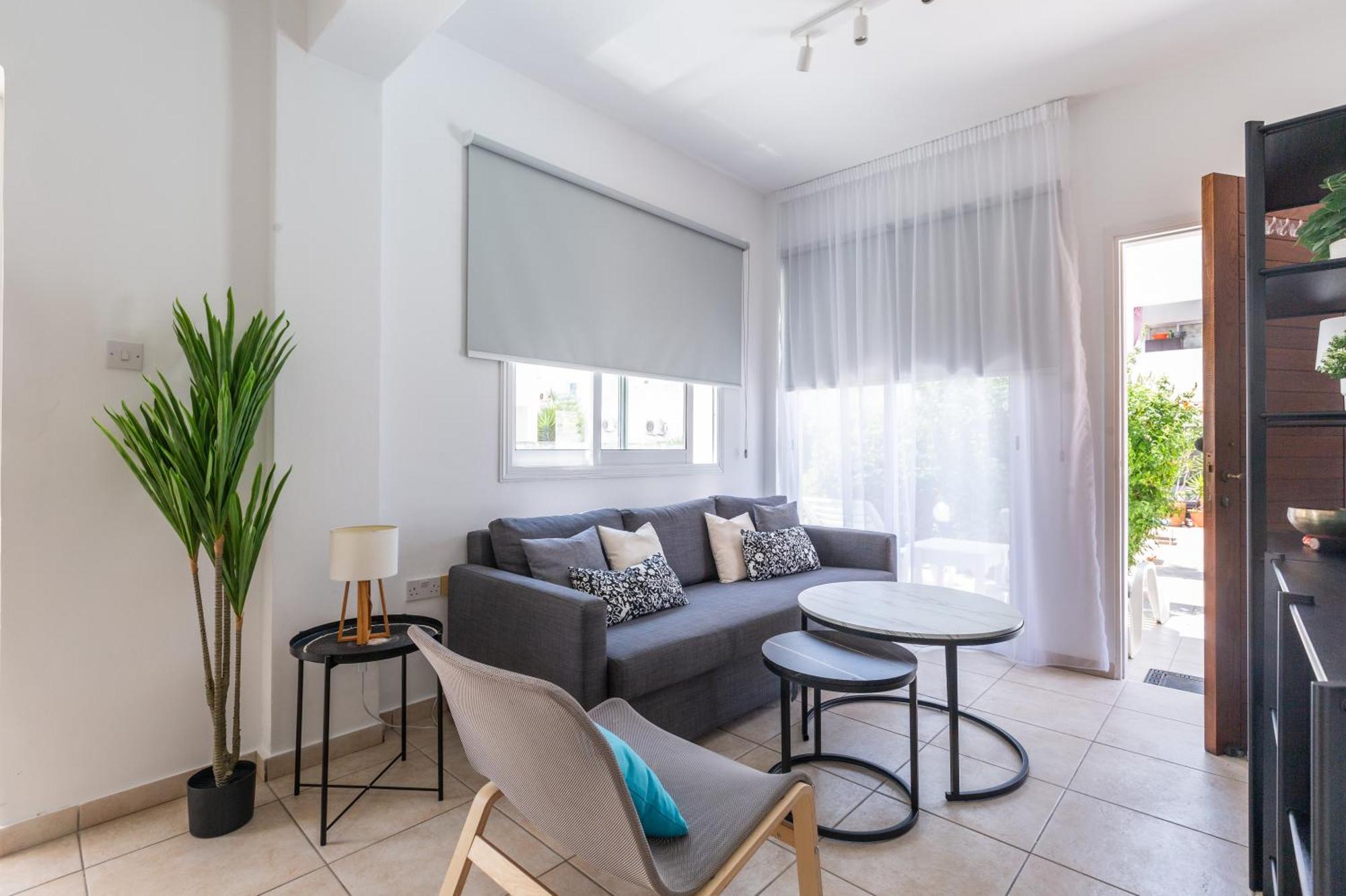 Beautiful One Bed Apartment In Paphos Luaran gambar